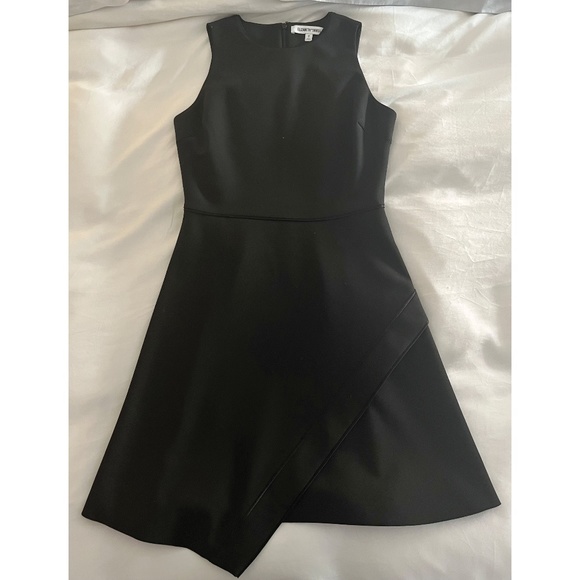 Elizabeth and James Black Asymmetric Cocktail Mini Dress size 2 - Picture 3 of 5